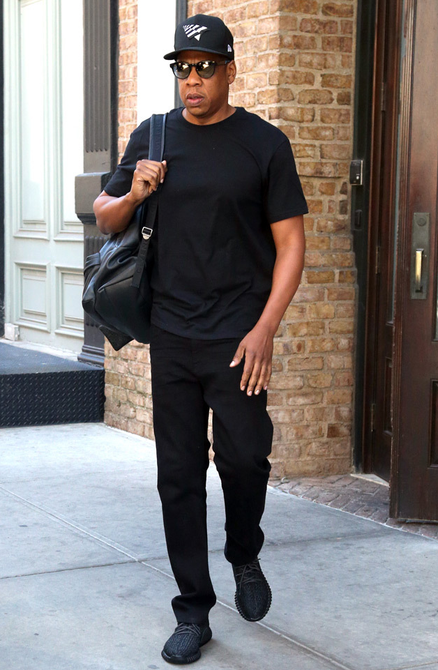 Observere Smadre Droop Rapper Jay-Z Not Known For Fashion With Adidas Yeezy "Pirate Black" -  buyvise