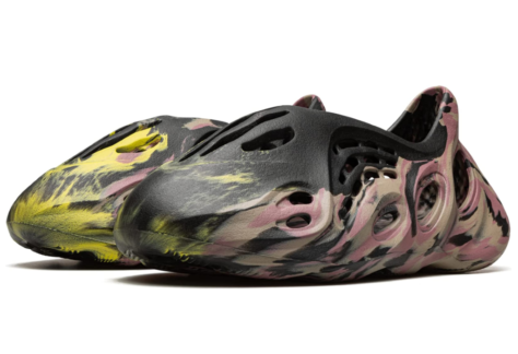Adidas Yeezy Foam Runner “MX Carbon” IG9562 | Legit Check Reference Photos